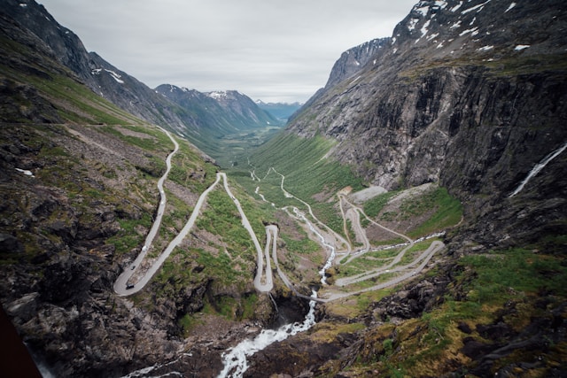 Routes à travers les fjords de Norvège